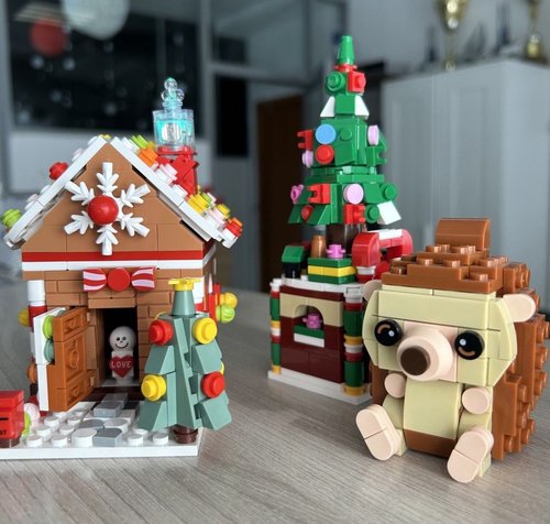 Конкурс новогодних игрушек из LEGO для учеников ЦРР